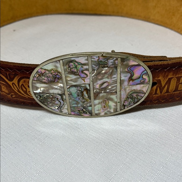 Leather Tooled belt, Abalone inlayed buckle, Mexico - Picture 11 of 11